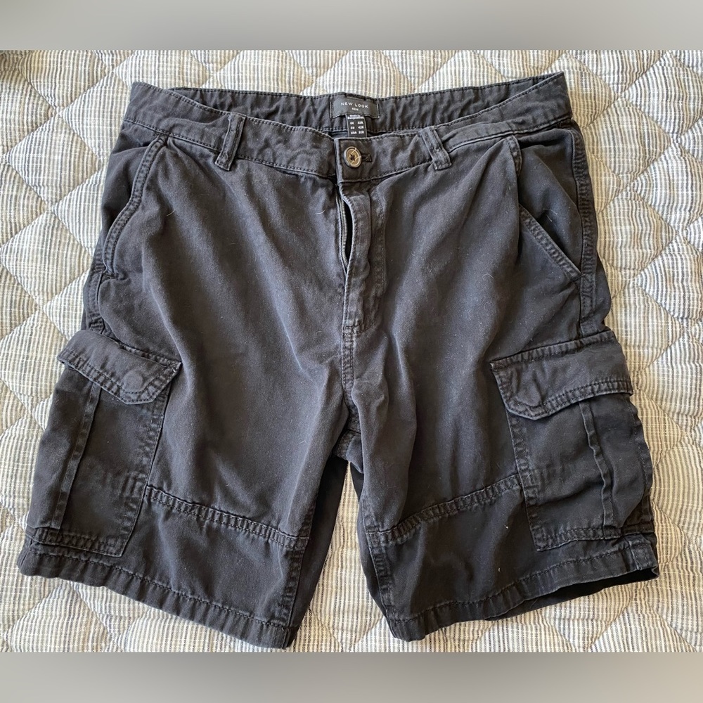 End Black Cargo Shorts